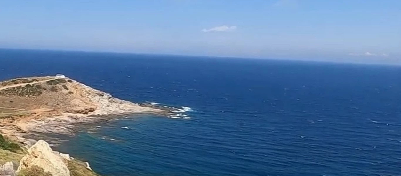 Καφηρέας: Φωτιά σε φορτηγό πλοίο - Την έσβησε το πλήρωμα